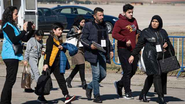 Refugiados sirios llegando a Madrid.