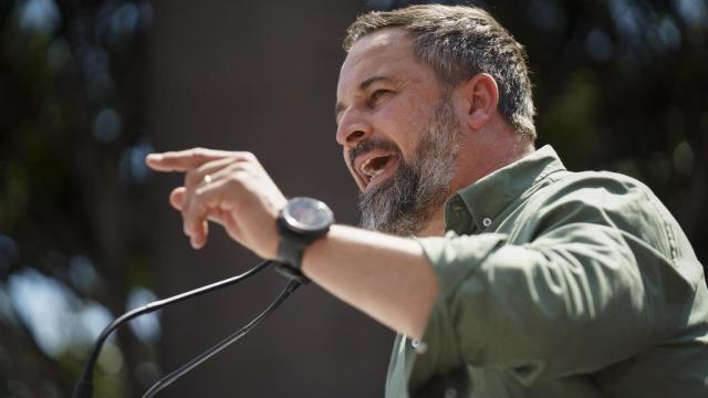 Santiago Abascal, líder de Vox,  durante un mitin en Tenerife.