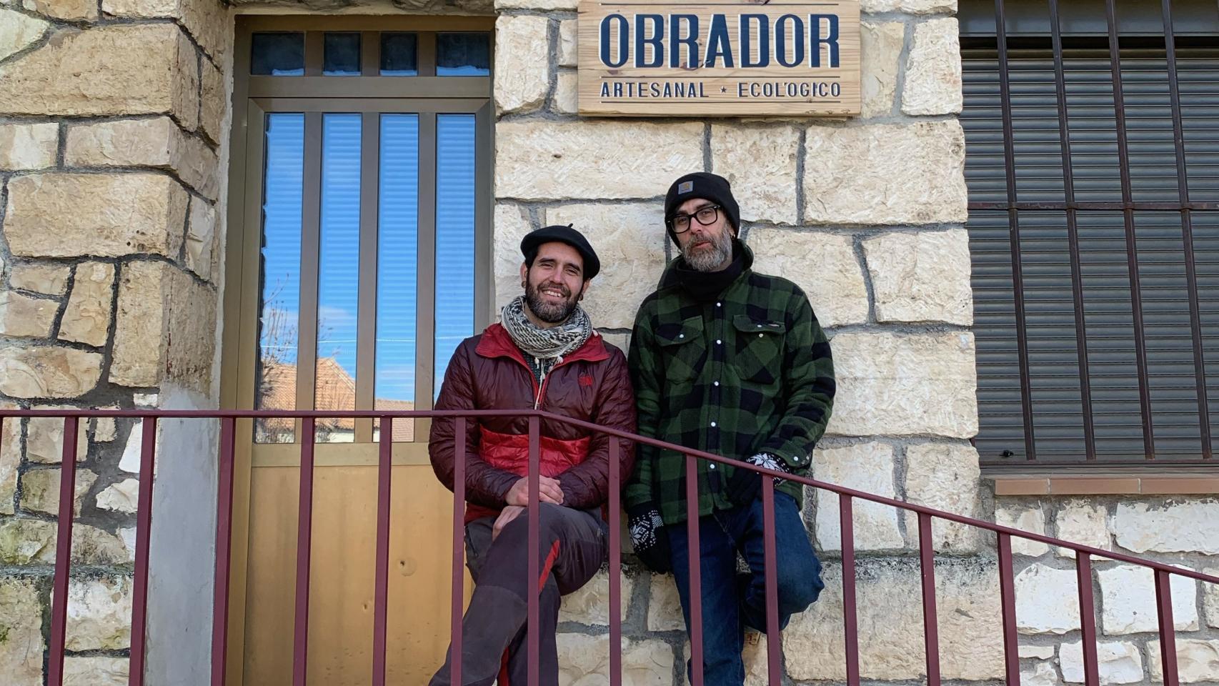 Jesús Suárez y Miguel Ángel Suárez en el obrador