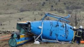 Helicóptero de la DGT estrellado en Madrid.