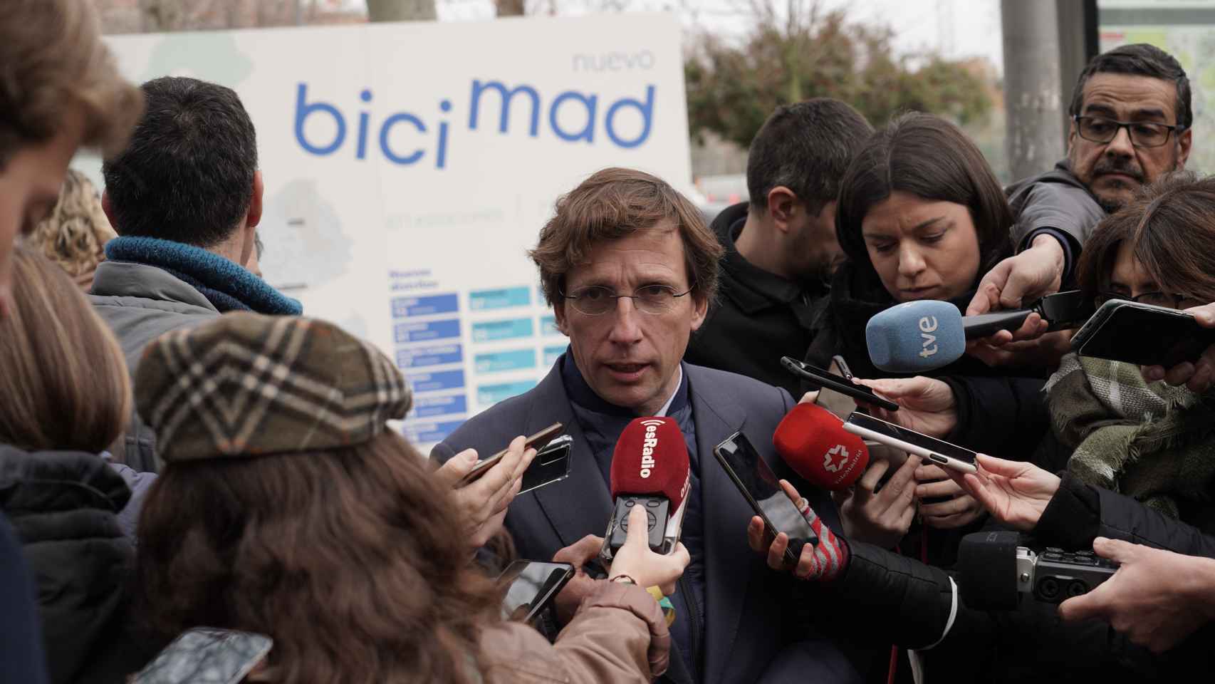 José Luis Martínez Almeida este lunes en Madrid durante la presentación de BiciMAD.