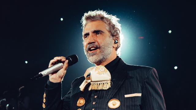 El artista mexicano Alejandro Fernández.