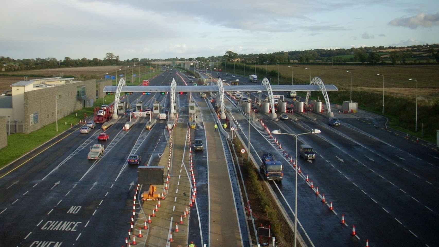 Indra implementa una plataforma en la nube para mejorar la gestión de las autopistas de peaje en Irlanda