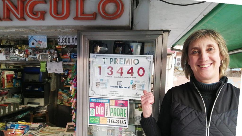 Cristina y el Kiosco Angulo en Aranda de Duero