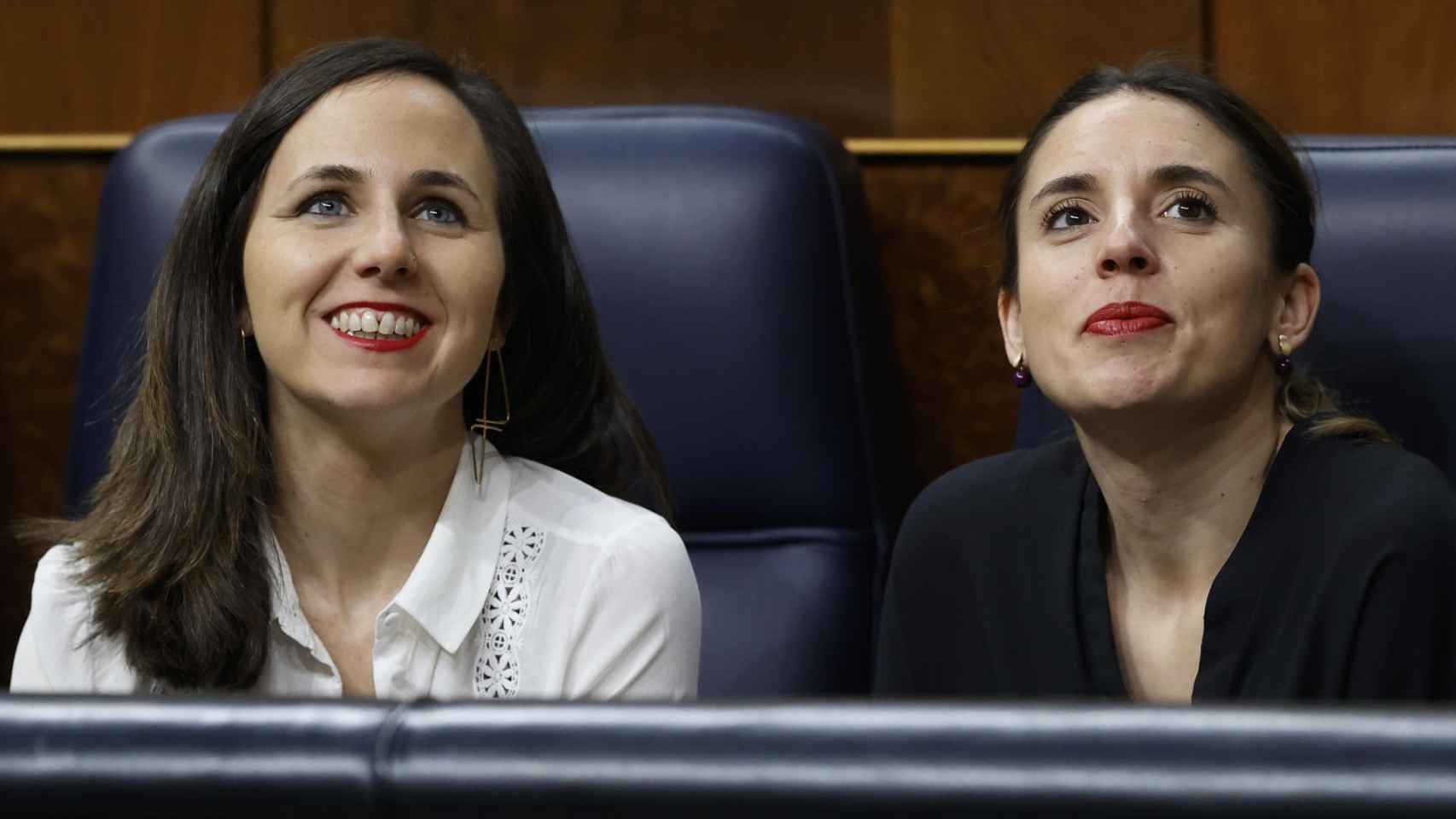 Las ministras Ione Belarra e Irene Montero en el Congreso de los Diputados en imagen de archivo.
