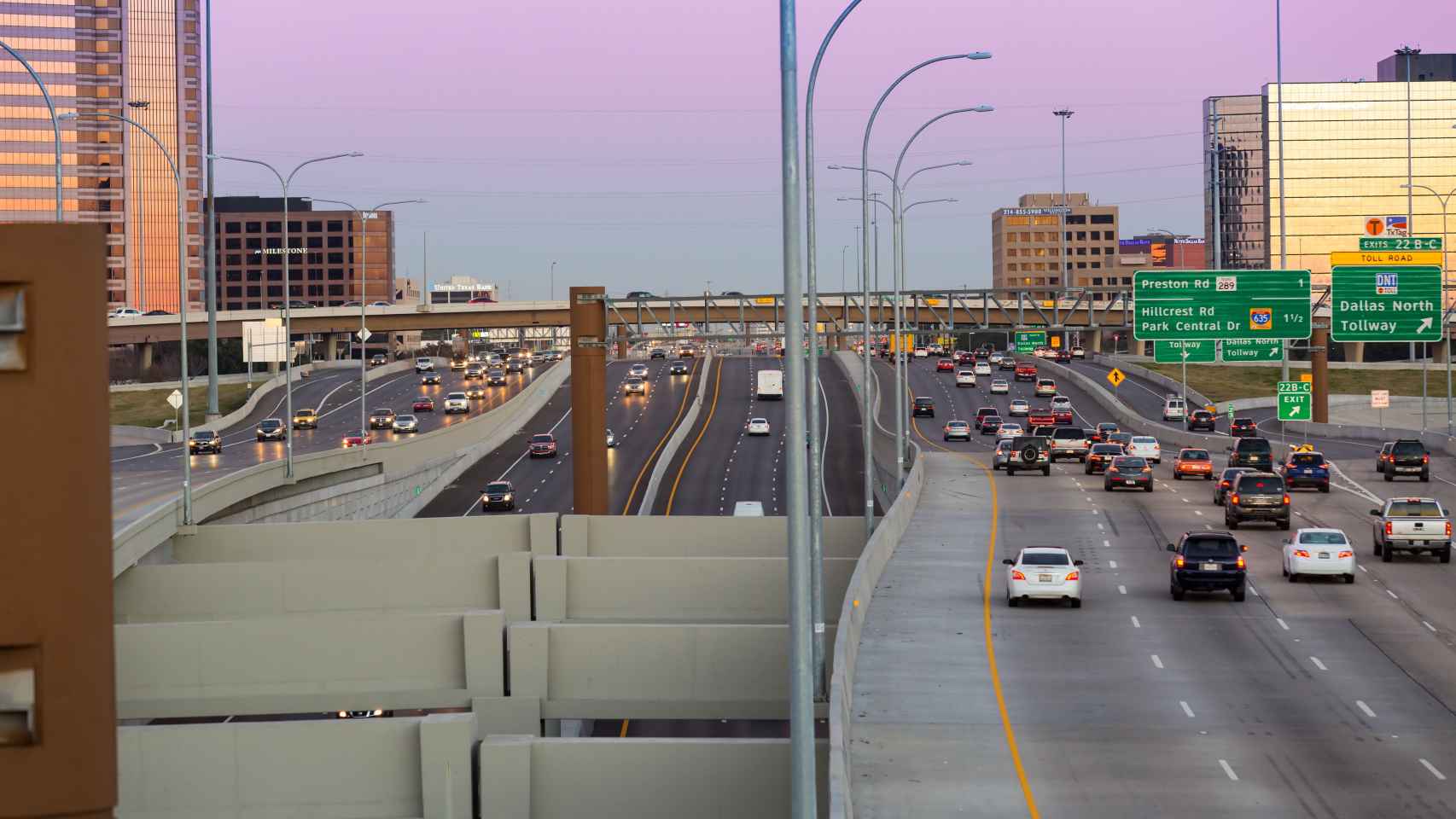 Autopista LBJ Express en Dallas (Estados Unidos).