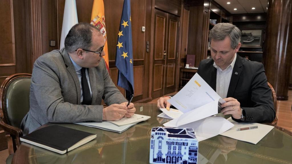 Reunión entre el comisionado y el delegado del Gobierno