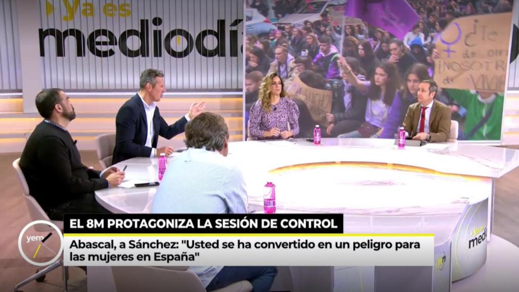 Verónica Dulanto fue la única mujer que formó parte de la mesa de análisis de 'Ya es mediodía' este 8M