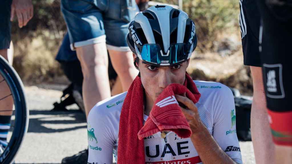 Juan Ayuso tras una etapa de La Vuelta 2022
