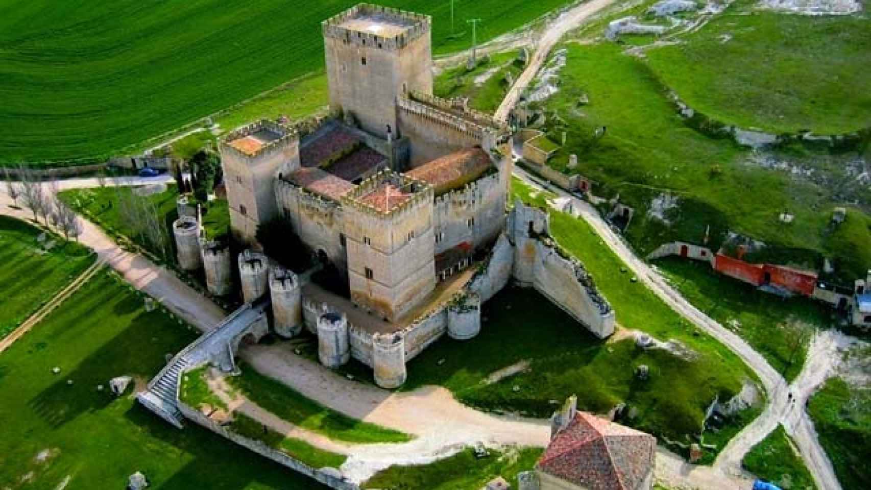 Castillo de Ampudia. Foto cedida por el Ayuntamiento de Ampudia a EL ESPAÑOL de Castilla y León