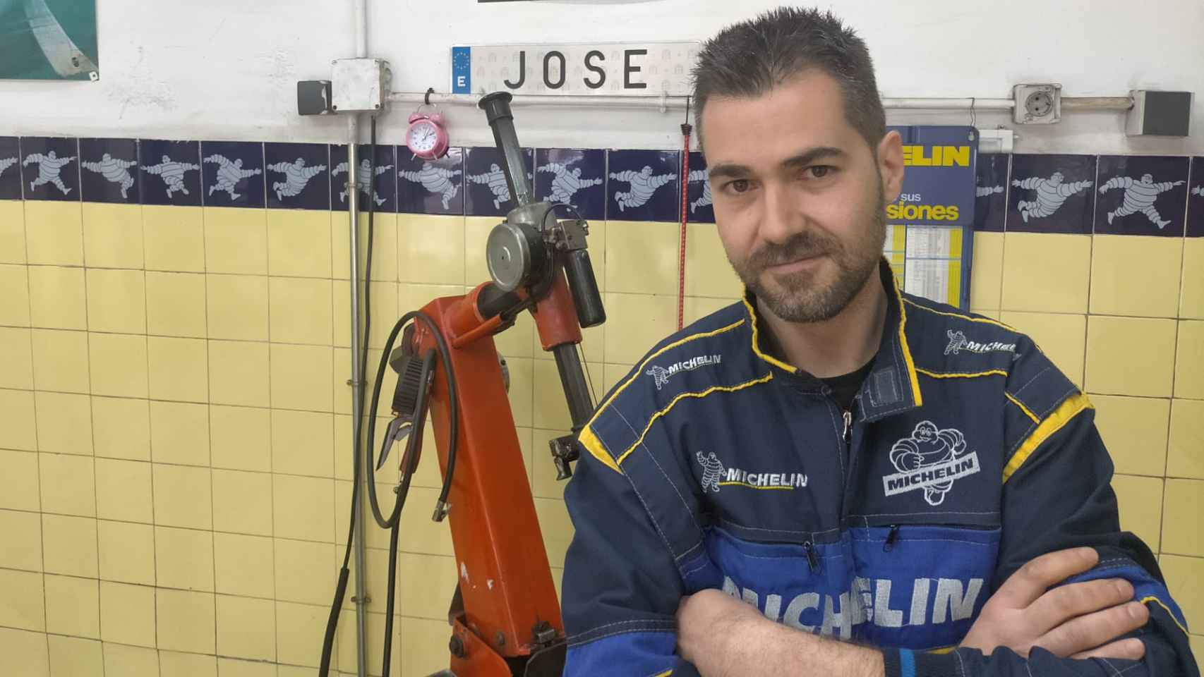 Jose, en Neumáticos Martínez.