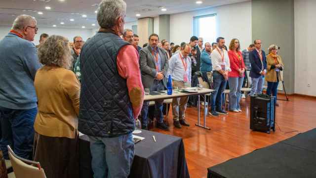 El Comité Provincial del PSOE de Guadalajara ha comenzado con un minuto de silencio por los fallecidos en los atentados del 11M y por los tres alcaldes fallecidos esta legislatura.