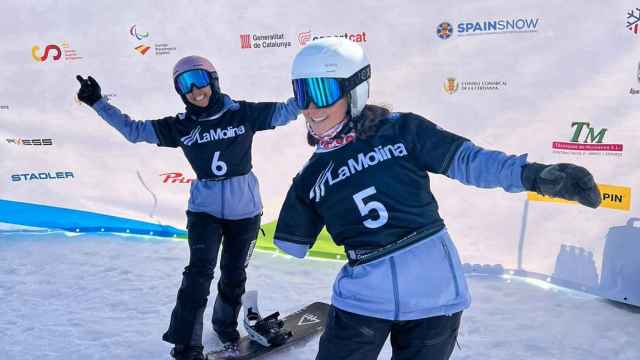 Irati Idiakez y Raquel Martínez durante los Mundiales de Para Snow de La Molina