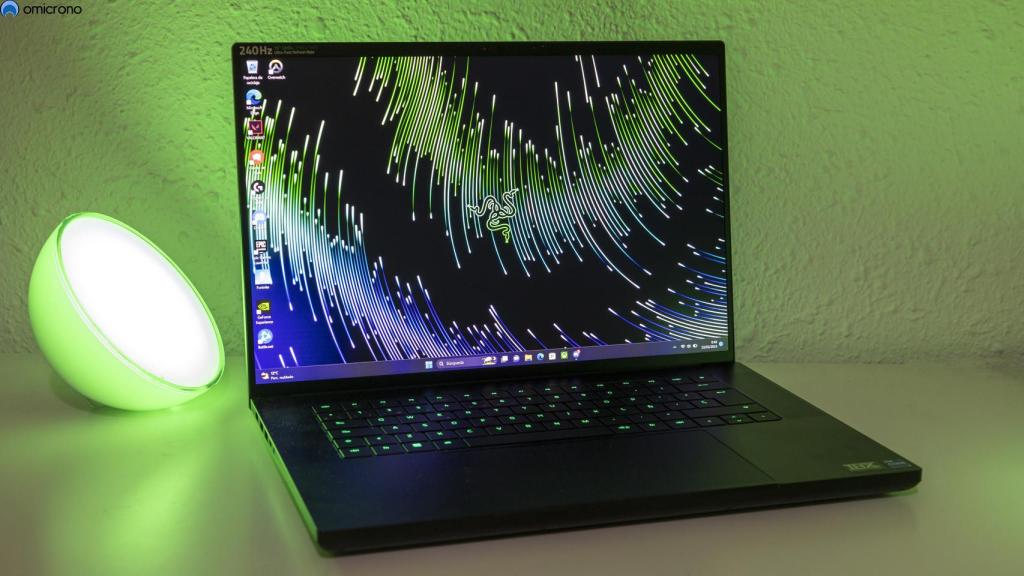 Razer Blade 16.