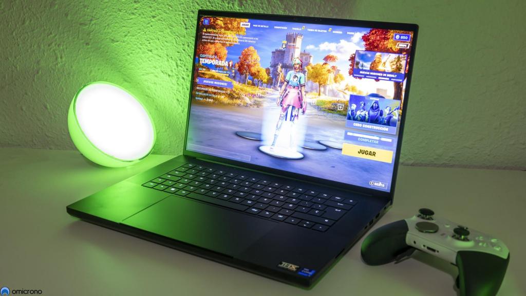 Razer Blade 16.