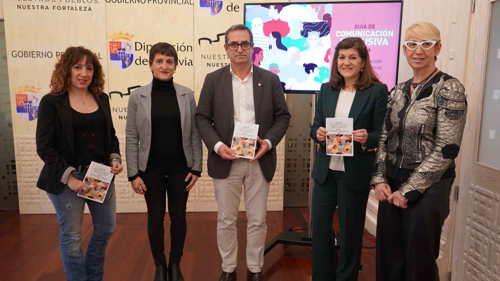 La presentación de la guía de comunicación inclusiva y no sexista de la Diputación de Segovia
