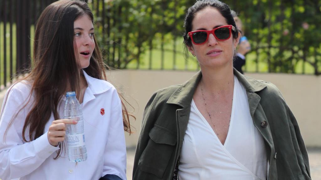 Olimpia de la Concepción junto a su madre, Carolina Adriana Herrera.