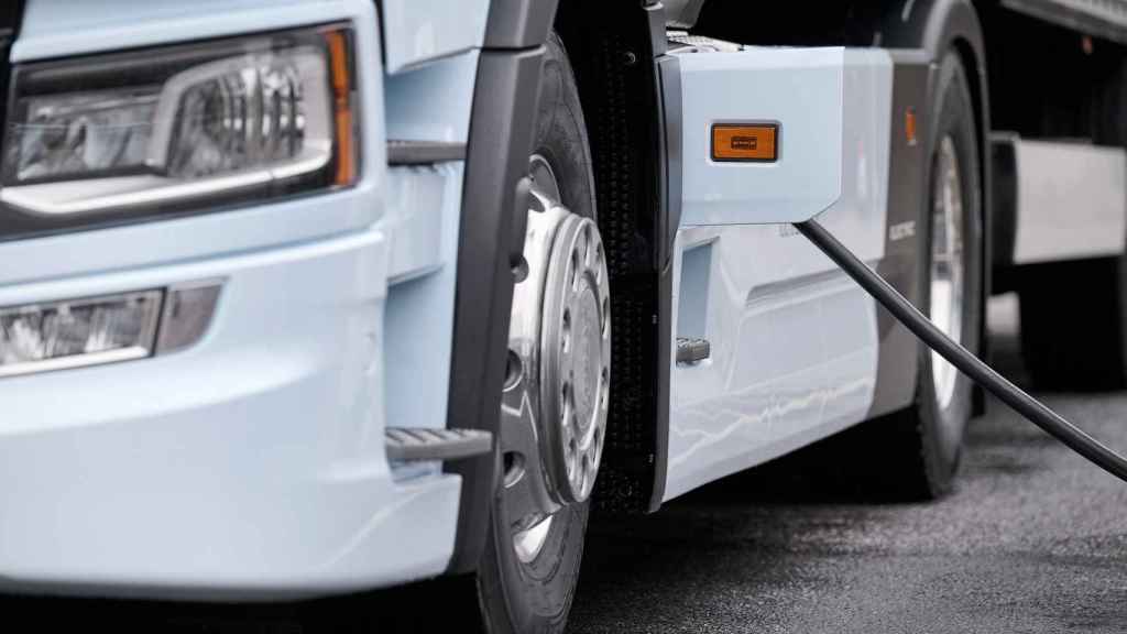 Un camión eléctrico puede tener alrededor de 350 kilómetros de autonomía.