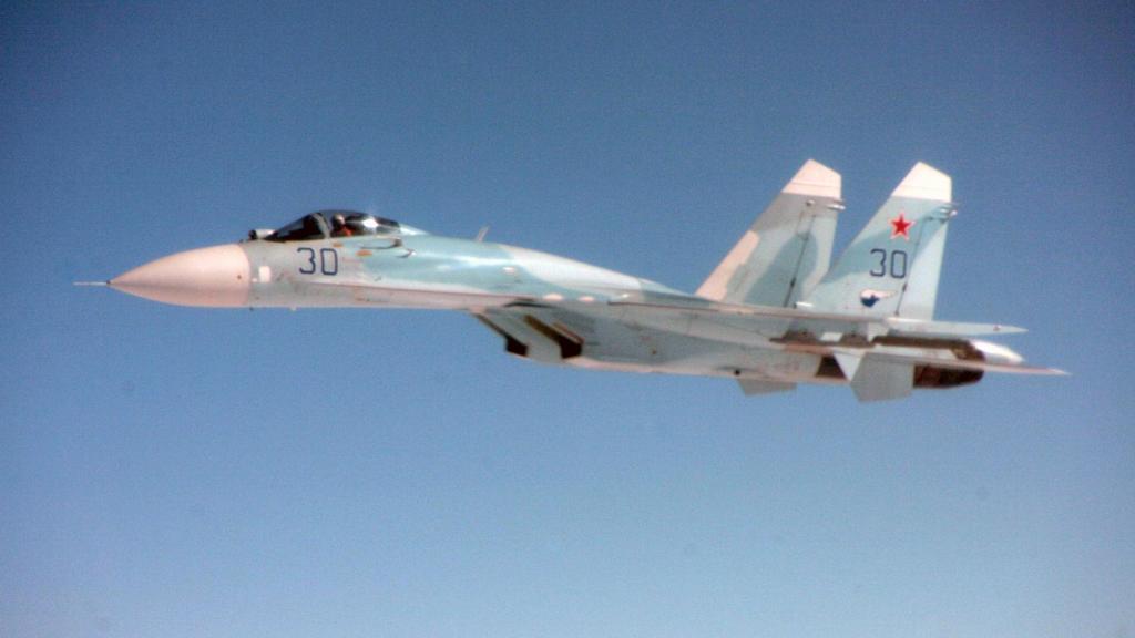 Avión de combate ruso SU-27.