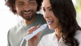 Este pack doble de cepillo de dientes eléctrico Philips ¡tiene un 40% de descuento en Amazon!