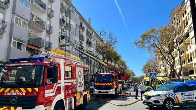 El operativo de emergencias en el lugar del incendio.