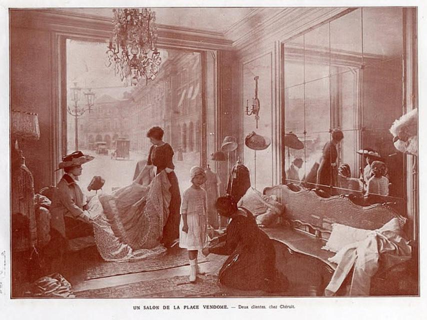 Imagen del Salon Chéruit en la Plaza Vendôme de París.