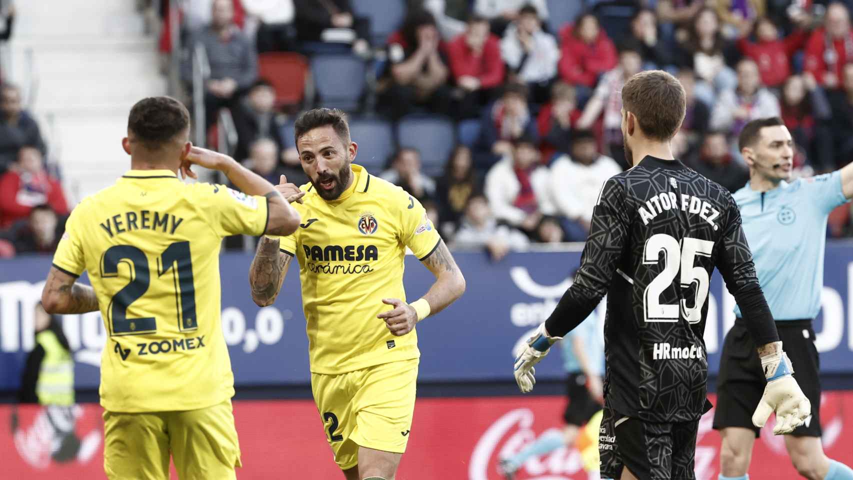 Morales celebra uno de sus goles ante Osasuna.