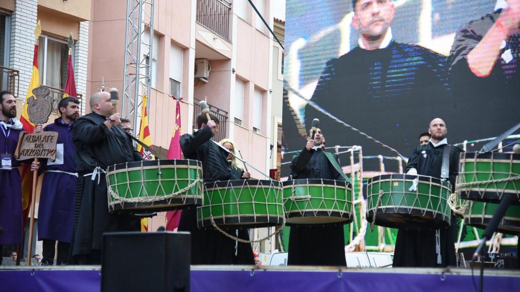 Toque de tambores en Tobarra.