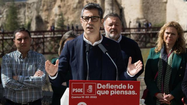 Félix Bolaños en un mitin en Cuenca