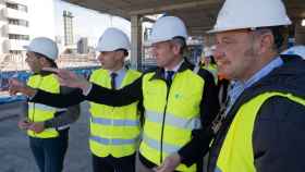 El presidente da Xunta, Alfonso Rueda, visita las obras de ampliación del Hospital Gran Montecelo de Pontevedra.