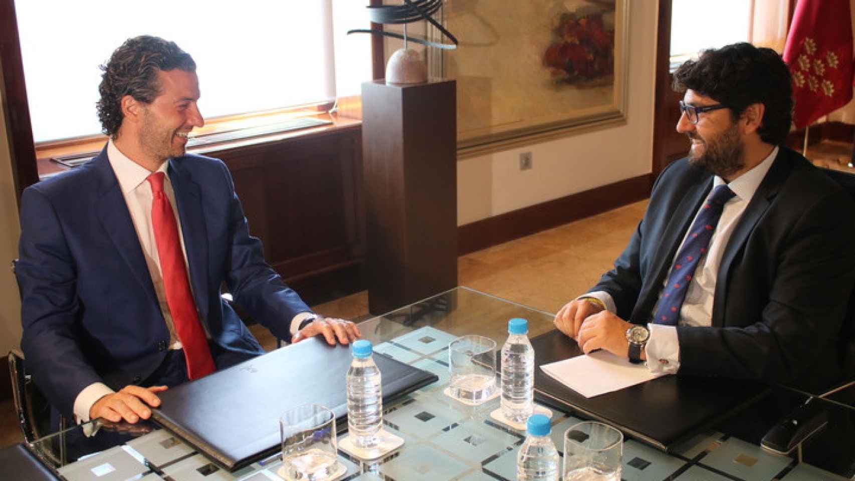 El presidente de la FREMM junto al presidente del gobierno regional, Fernando López Miras