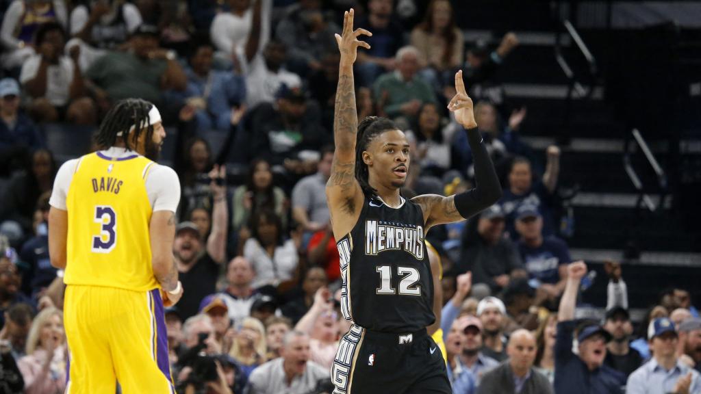 Ja Morant, durante un partido contra Los Angeles Lakers