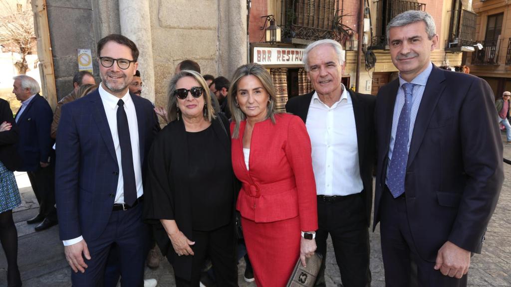 Jesús Corroto, gerente del Consorcio de Toledo; Esther Esteban, presidenta ejecutiva de EL ESPAÑOL – EL DIGITAL CLM; César García, socio fundador de EL ESPAÑOL – EL DIGITAL CLM; y Álvaro Gutiérrez, presidente de la Diputación de Toledo.