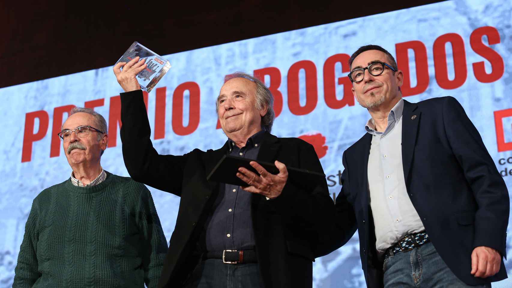 Entrega del premio Abogados de Atocha a Serrat. Foto: Óscar Huertas.