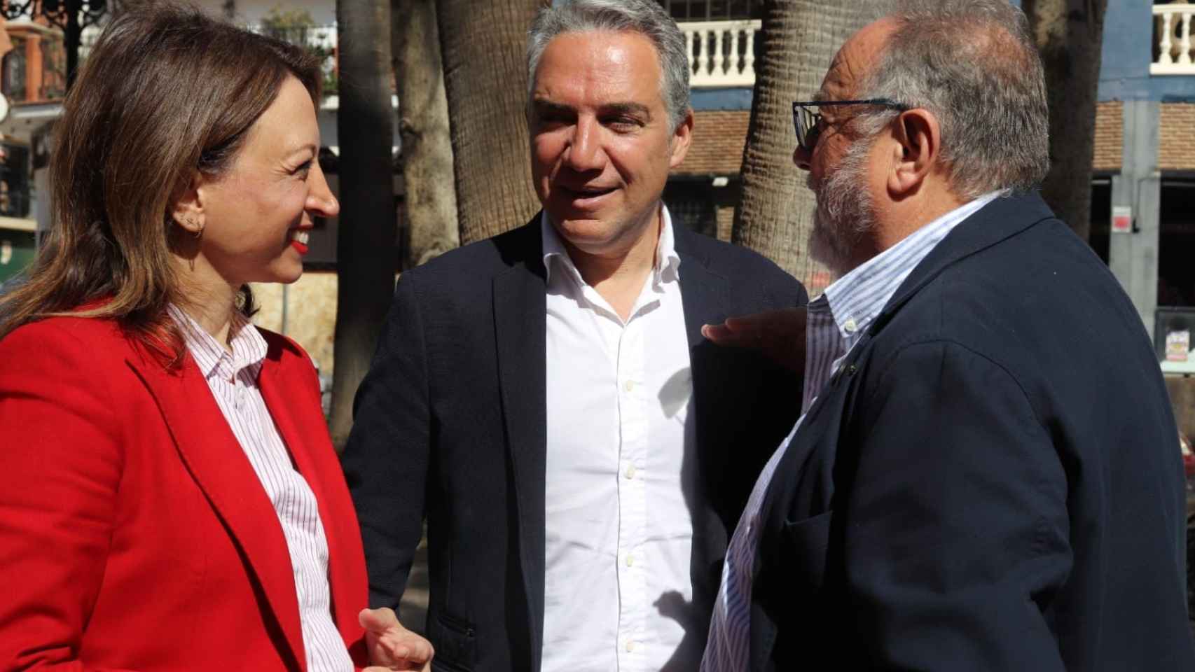 Bendodo, junto a la presidenta del PP en Málaga y al alcalde de Alhaurín de la Torre.