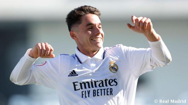 Sergio Arribas, celebrando un gol con el Real Madrid Castilla ante el Linense