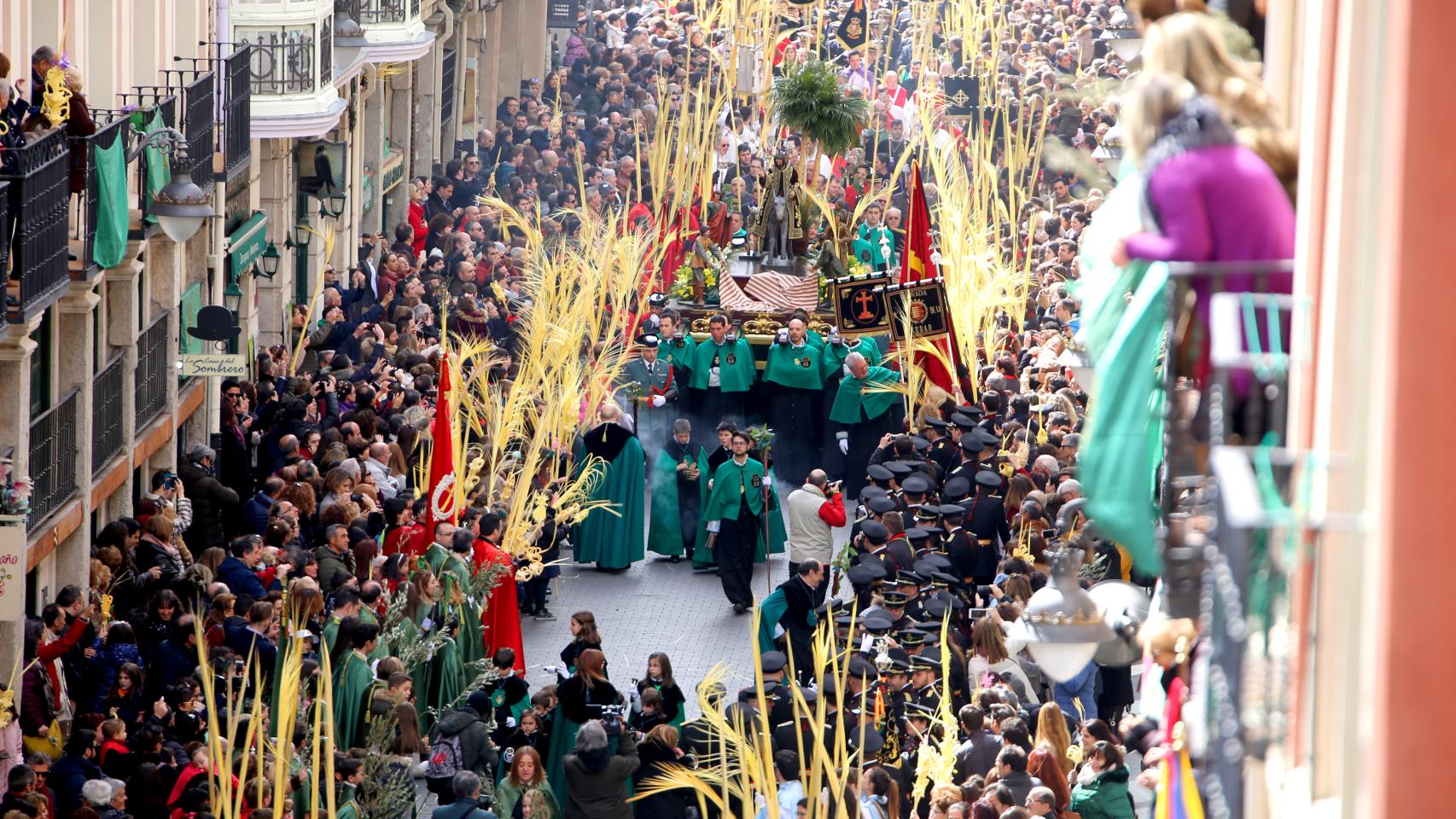 Procesión de Las Palmas para conmemorar el Domingo de Ramos en 2018 en Valladolid.