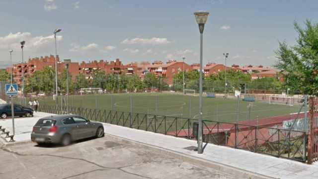 Campo de Fútbol Óscar Molina, en la calle Manuel de Falla con Fuencarral, Alcobendas.