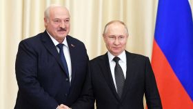 Vladímir Putin y Alexander Lukashenko durante una reunión en Moscú.