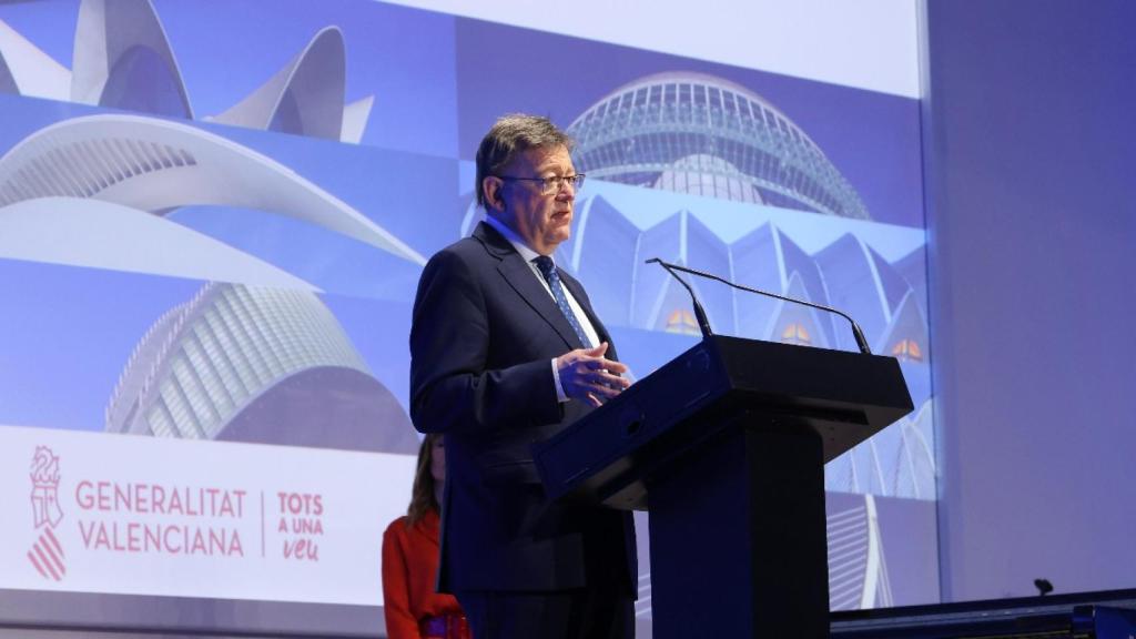 Ximo Puig, durante su intervención en el acto del 25 aniversario de la Ciudad de las Artes y las Ciencias. EE