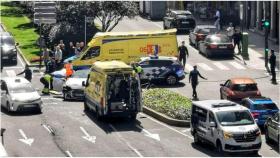 Alcance de dos coches con un herido en el cruce de Juana de Vega y Durán Loriga en A Coruña