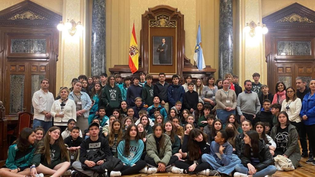 Alumnos de Francia, Italia, Grecia y Macedonia visitan una semana A Coruña de intercambio