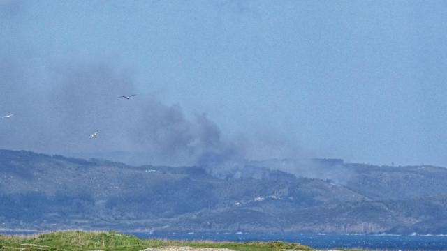 Incendio de Brión visto desde A Coruña