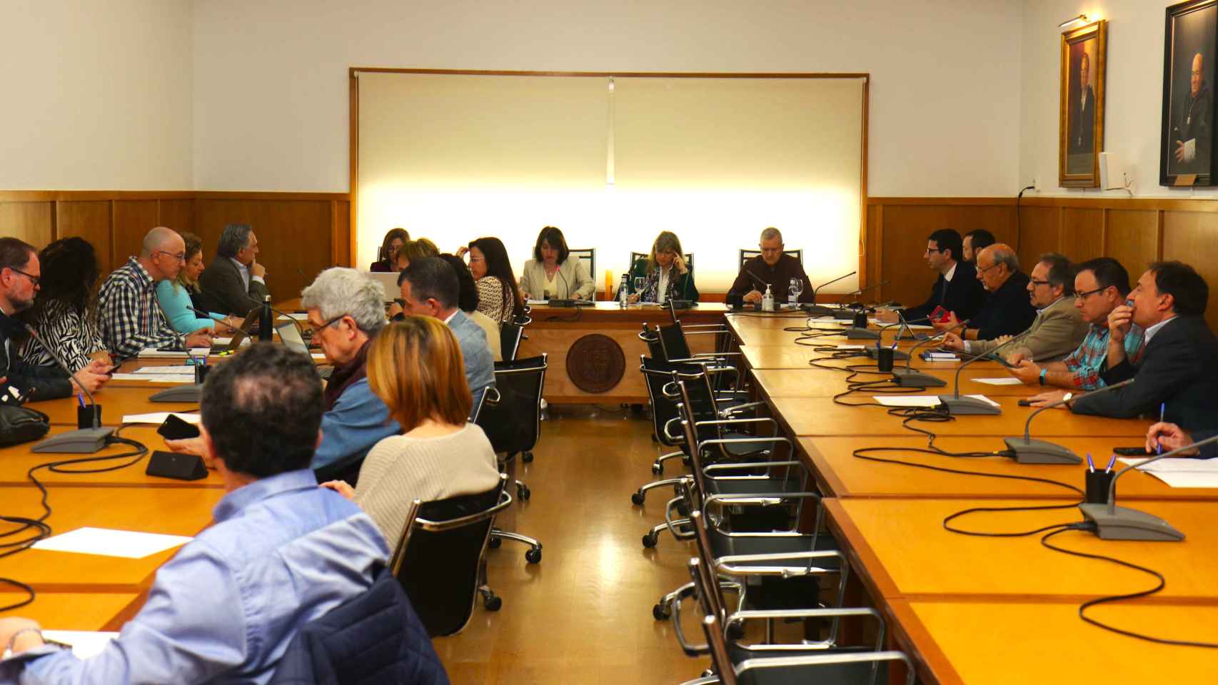 El Consejo de Gobierno de la Universidad de Alicante presenta las cuentas del 2022.