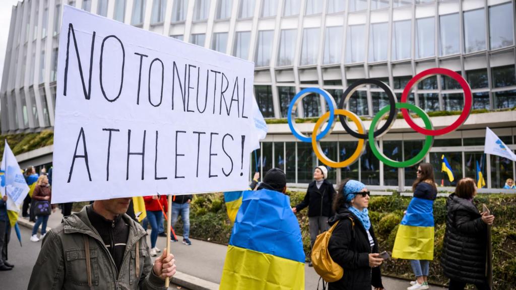 Protestas en Bruselas de ucranianos pidiendo el boicot a Rusia.