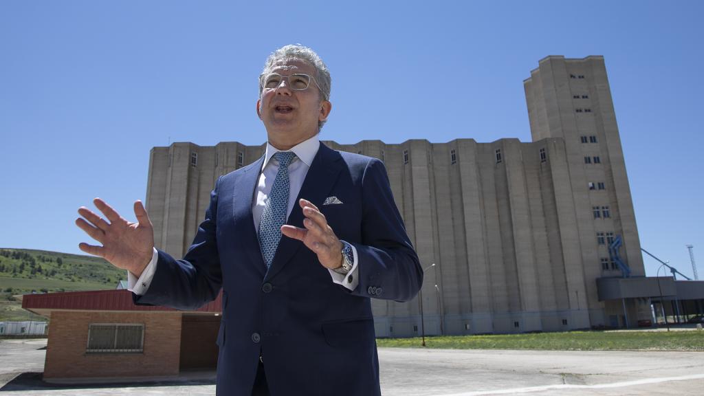 Pedro Palomo, CEO de Octaviano Palomo, en el silo más grande de Castilla y León