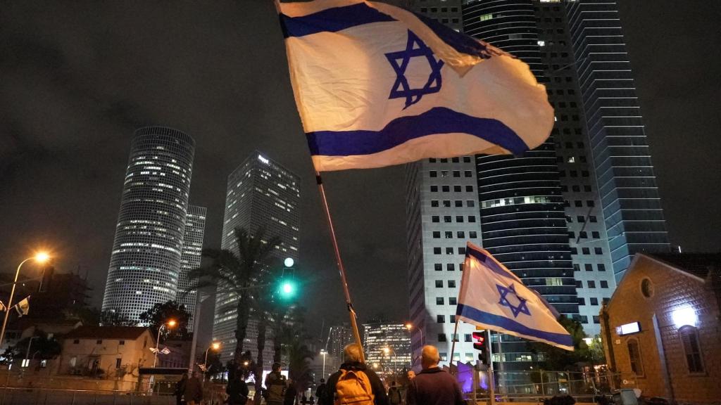 Protestas en las calles de Tel Aviv contra la Guardia Nacional que pretende crear Ben-Gvir, ministro de seguridad israelí.