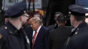 Donald Trump llegando este lunes a la Torre Trump, en Nueva York.