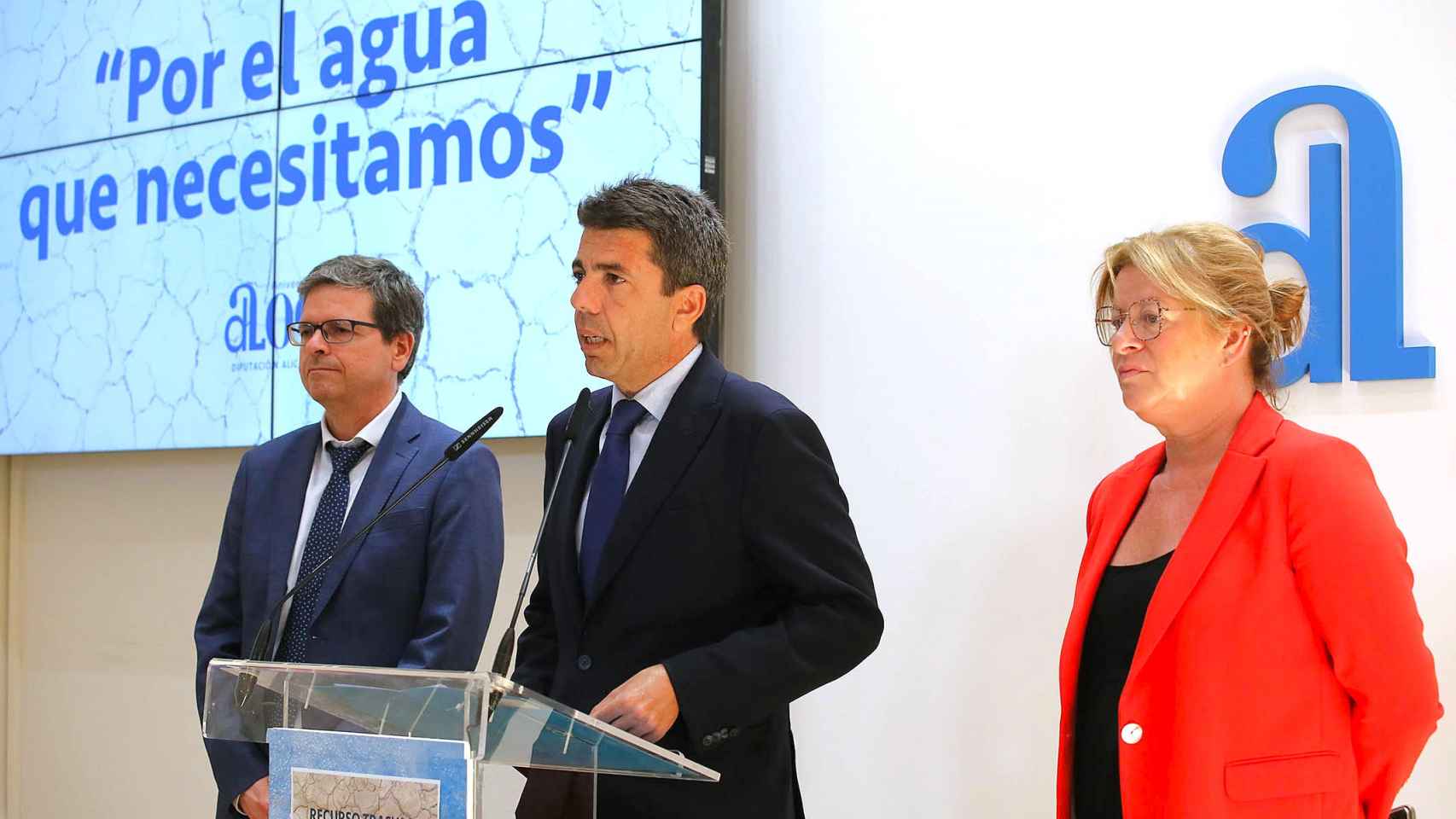 Andrés Molina, Carlos Mazón y Ana Serna en la presentación del recurso al Supremo.
