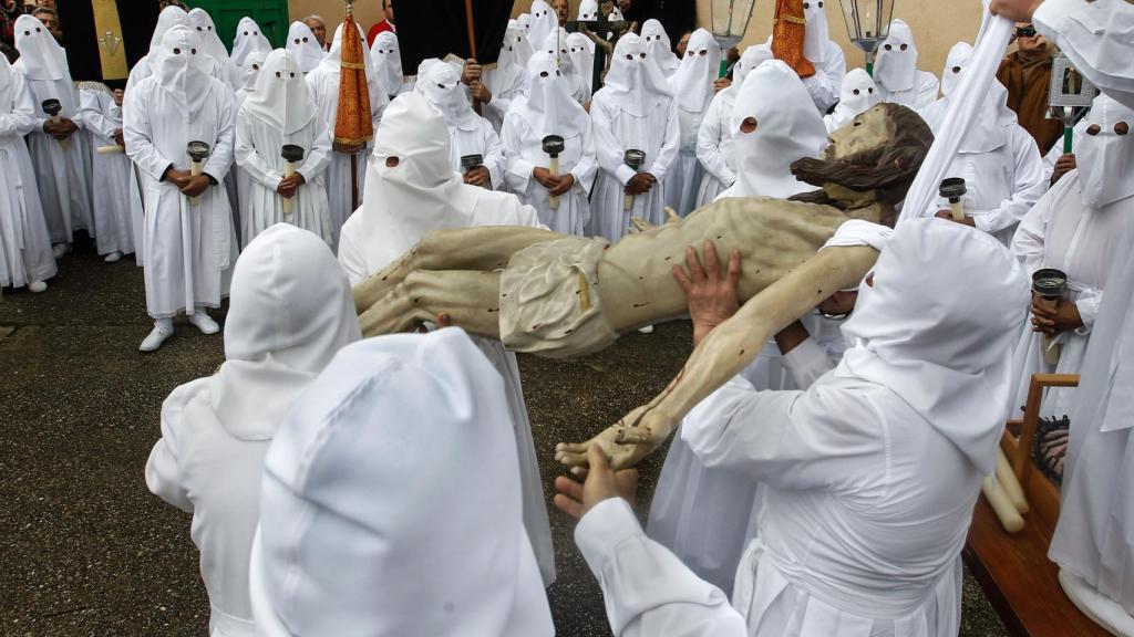 Procesión del Viernes Santo en Bercianos de Aliste (Zamora)